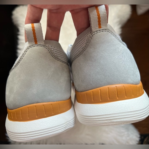 Johnston & Murphy Gray Sneakers with White and Tan Accents - Picture 10 of 10